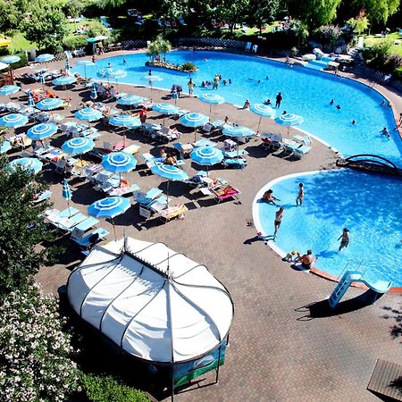 Centro Vacanze San Marino Buitenkant foto